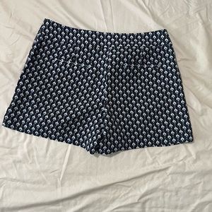 Ann Taylor flower pattern shorts size 6
